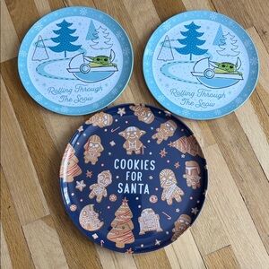 Bundle of 3 Disney Star Wars Plates Featuring Grogu & A cookie plate for Santa 🌟